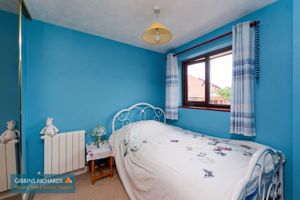 Bedroom- click for photo gallery